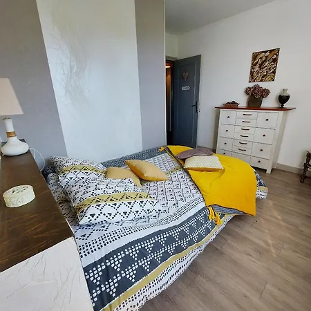 Maison Avec Jardin, 4 Chambres, Proche Laval, Ideale Pour Familles Et Sejours Professionnels - Fr-1-600-101 *