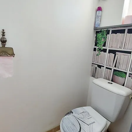 Maison Avec Jardin, 4 Chambres, Proche Laval, Ideale Pour Familles Et Sejours Professionnels - Fr-1-600-101