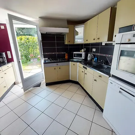 Maison Avec Jardin, 4 Chambres, Proche Laval, Ideale Pour Familles Et Sejours Professionnels - Fr-1-600-101 Dom wakacyjny Courbeveille