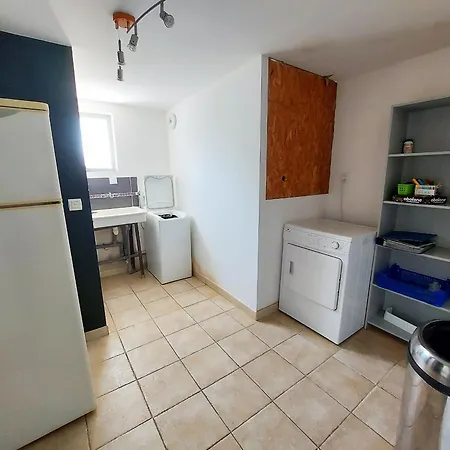 Dom wakacyjny Maison Avec Jardin, 4 Chambres, Proche Laval, Ideale Pour Familles Et Sejours Professionnels - Fr-1-600-101