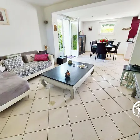 Maison Avec Jardin, 4 Chambres, Proche Laval, Ideale Pour Familles Et Sejours Professionnels - Fr-1-600-101 Dom wakacyjny Courbeveille