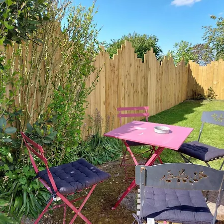 Maison Avec Jardin, 4 Chambres, Proche Laval, Ideale Pour Familles Et Sejours Professionnels - Fr-1-600-101
